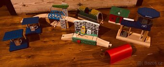 VLÁČKODRÁHA DŘEVĚNÁ S PŘÍSLUŠENSTVÍM - 3