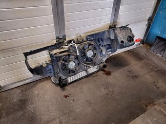 chladičová stěna Ford Galaxy - 3