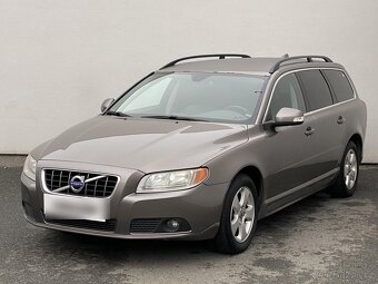 Volvo V70 2.0d ,  100 kW nafta, 2010 - 3