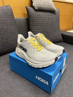 Hoka Arahi 8, 40 2/3 nové - 3