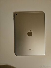 iPad 6. Generace 32GB Silver - 3