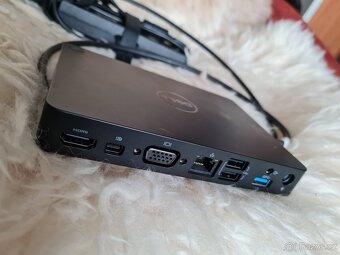 USB-C dokovací stanice DELL WD15 s napaječem 130 W - 3