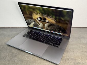 MacBook Pro 16'' 2019 / i7 / 16GB / 512GB SSD / Space Gray - 3