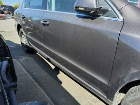 Skoda Superb 2 2,0TDI 2010 3T4 DILY z VOZU - 3