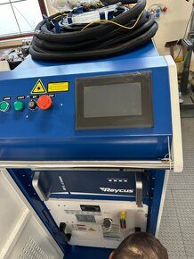Laserová ultra výkonná svářečka a rezačka 3000W - 3
