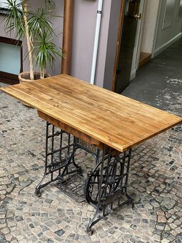 Designove stoly - 3