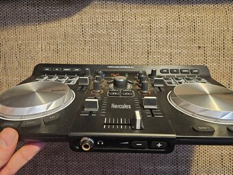 Hercules Universal DJ - 3