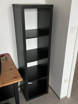 Tmavý nábytek Ikea - 3