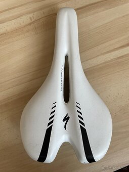 sedlo Specialized Bílé - 3