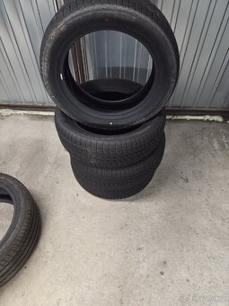 Trazano Zuper Snow 215/55 R17 98V - 3