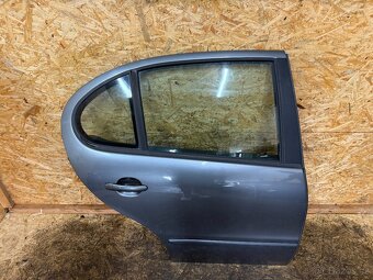 PRAVÉ ZADNÍ DVEŘE SEAT TOLEDO - 3