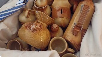 Sbírka dekorativní keramiky - 3