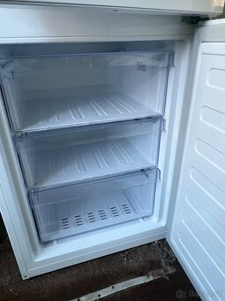 Lednice s mrazákem Beco - 3