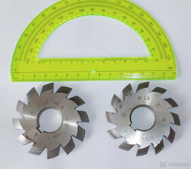 Modulová fréza M 2.5 x 20° na evolventní ozubení - 3