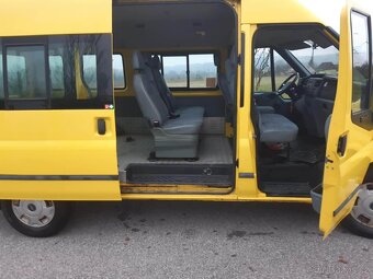 Ford Transit 2.2 TDCi 92kw 9 míst -rok 2013-serviska - 3