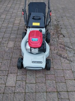 Prodam sekacku s pojezdem 3rychlosti - 3