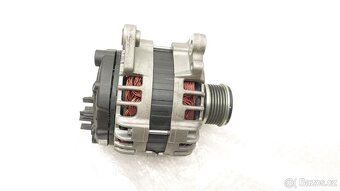 NISSAN QASHQAI J10: ALTERNÁTOR 1,5dci K9K 636 - 3