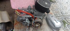 Motor skutr ČZ 502 - 3