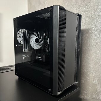 Herní PC (RTX 5060, Ryzen 5600XT, 32GB RAM) + VIDEO - 3