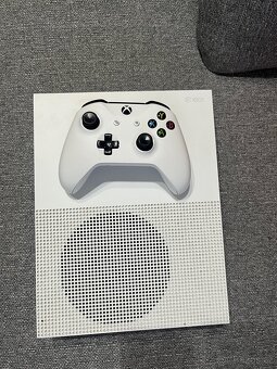 Xbox One S - 500 GB - 3