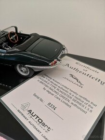 Jaguar E-Type 1:18 AutoArt - 3