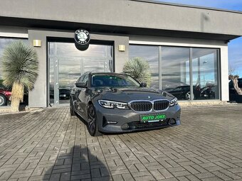 BMW Řada 3 G21 330i 190kW INDIVIDUAL AUT - 3