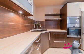 Prodej rodinného domu, dvougenerační 185 m2, pozemek 218 m2 - 3