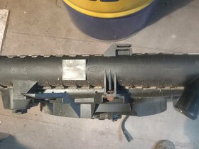 Ford Mondeo 1.8 TD chladič včetně ventilátoru - 3