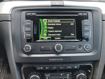 ŠKODA SUPERB-ORIGINÁL NAVIGACE AMUNDSEN+DAB-VČETNĚ BT - 3