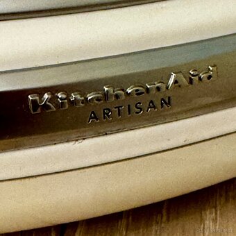 Kuchyňský mixér KitchenAid Artisan - 3