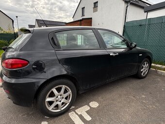 Alfa Romeo 147 spark - 3