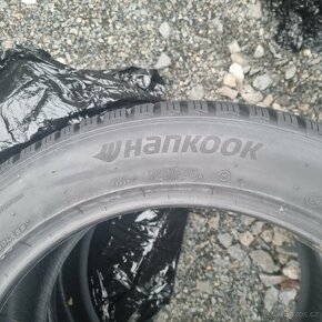 Hankook 235/50/19 zimní 2ks nové - 3