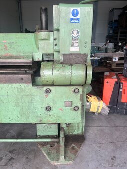 Ohýbačka plechů XOM 2000/10A - 3