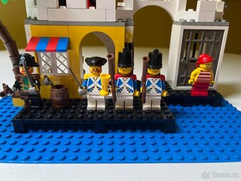 Prodám LEGO 6267 – Lagoon Lock-Up (1991) - 3