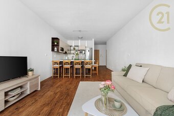 Prodej bytu Rousínov, Zahradní, 3kk, 3.NP, 71m2, lodžie, ... - 3