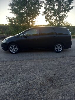 Mitsubishi Grandis - 3