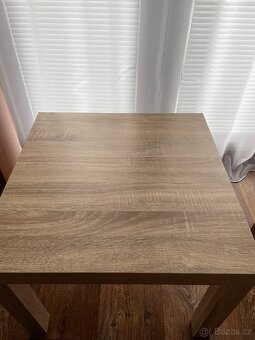 Dětský stoleček se dvěmi židlemi - zachovalé, komplet - 3