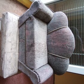 gauč pro panenky - 3