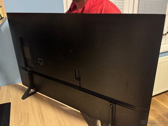 Televize 50" Samsung QE50Q60C - 3