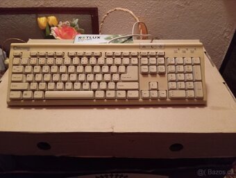 Počítač+ monitor - 3