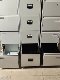 Kartotéka A4 - kovová - 3