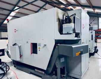 Obráběcí centra - vertikální C 22 U - 3