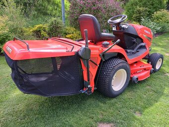 Zahradní traktor Kubota GR 2100 - II pohon kol 4x4 - 3