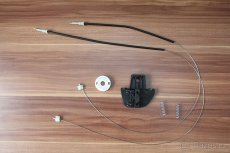 prodám zadní plastový jezdec pro VW Touran, stahovačka okna - 3