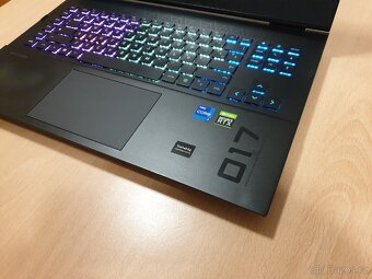 HP OMEN 17, I7_11800H, 3070 8GB, 32GB DDR4, 17,3" 144Hz - 3