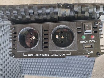 Prodám měnič napětí z 12V na 230V 1600W - 3
