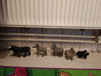 Schleich výprodej -30% 1/3 - 3