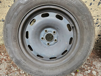 4x plechové disky 15″ s pneu + poklice – Škoda / VW / Seat - 3