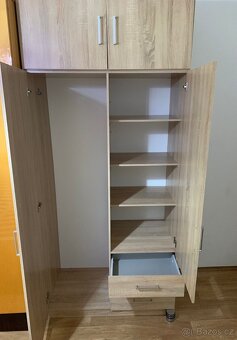 Prodám rok Novou skříň - 3