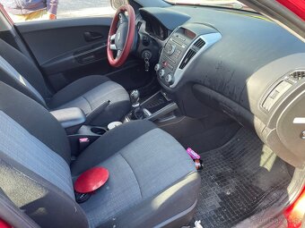 KIA Ceed 1.6 dizel AO combi - 3